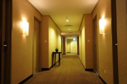 StarPoints Hotel Kuala Lumpur - image 14