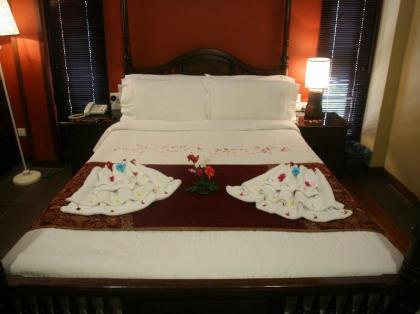 Anggun Boutique Hotel - image 10