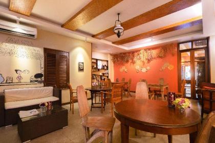 Anggun Boutique Hotel - image 19