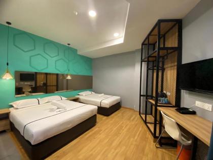 Smile Hotel Selayang Point - image 12