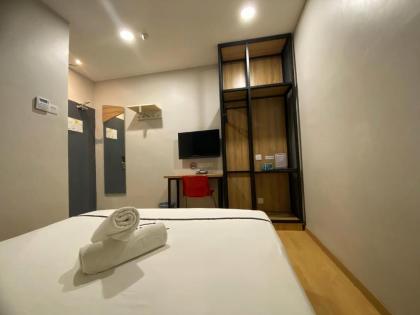 Smile Hotel Selayang Point - image 20