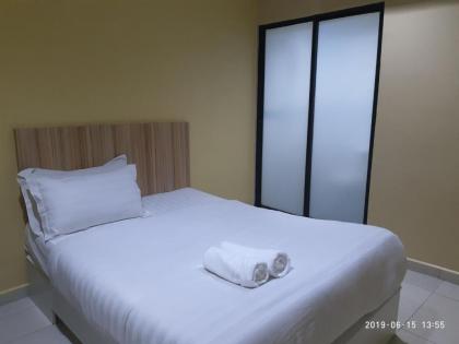 Hotel Zamburger Subang Jaya - image 12