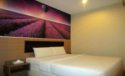 T Hotel Bukit Bintang - image 8