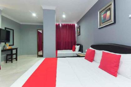 Puteri Ampang Hotel - image 1