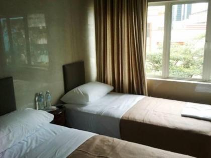 Aura Hotel - image 26