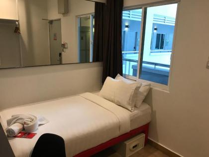 Tune Hotel KLIA Aeropolis (Airport Hotel) - image 17