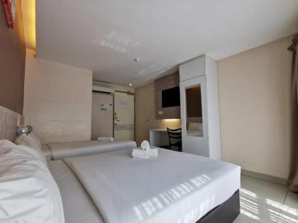 Bluemoon Boutique Hotel - image 20