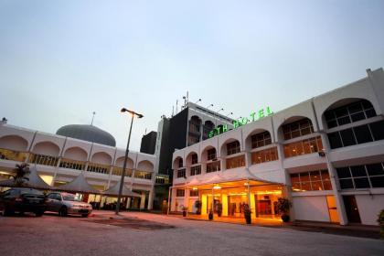 Th Hotel - Kelana Jaya - image 1