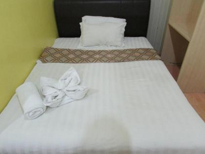 Hotel Zamburger Sungai Besi - image 15