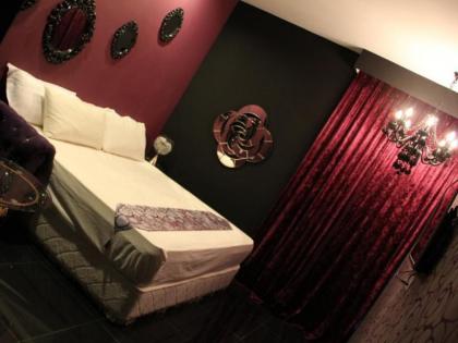 Love Inn Boutique Hotel - image 15