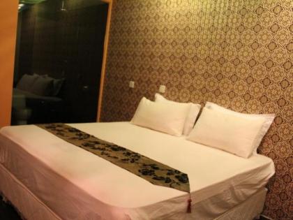 Love Inn Boutique Hotel - image 5