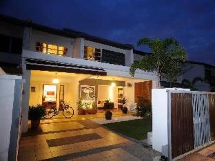 TTDI Holiday Homes - image 5