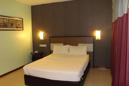 Midtown Villa Hotel - image 2