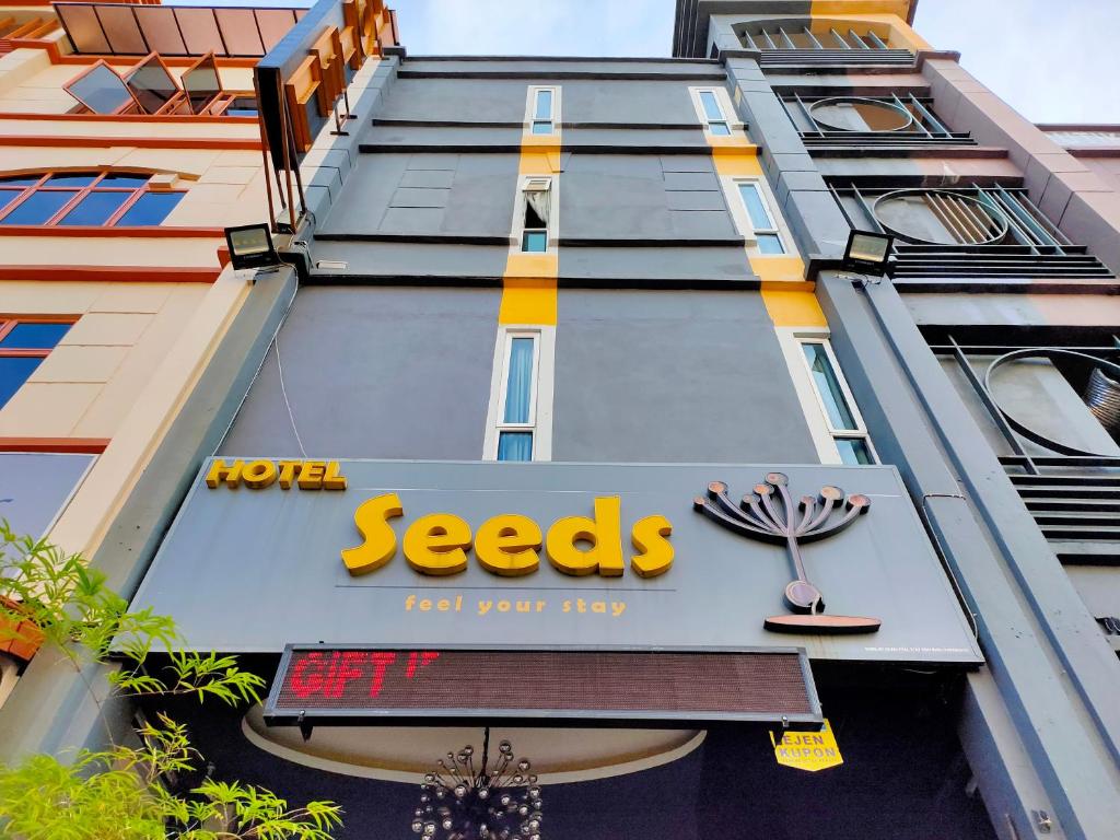 Seeds Hotel Setia Wangsa - main image