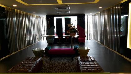 M Design Hotel @ Shamelin Perkasa - image 18