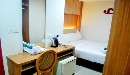 Easy Hotel KL Sentral - image 8