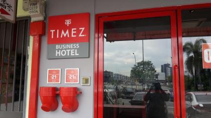 Timez Business Hotel - image 3