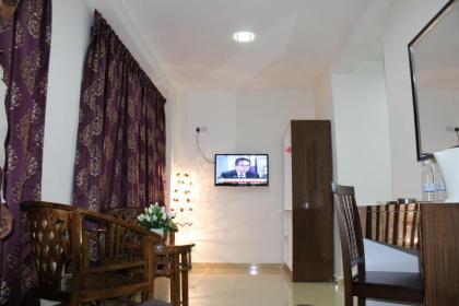 Hotel Gulshan - image 11