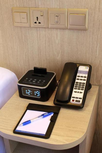 Holiday Inn Express Kuala Lumpur City Centre - image 19