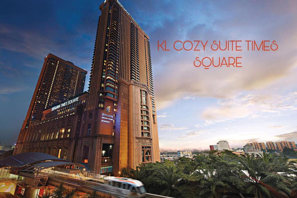 KL Cozy Suite Times Square - main image