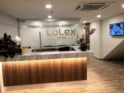 Hotel LoLex Kuchai Lama - image 1