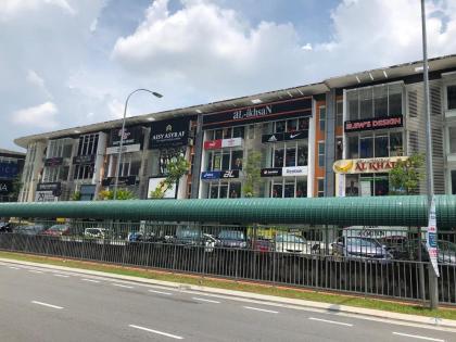 Buff Evo Soho Bangi Sentral with NETFLIX & WiFi - image 8