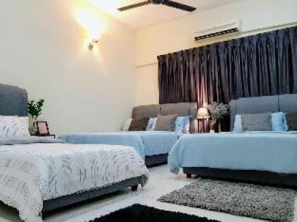 Puchong Setiawalk 8-12 pax 5min LRT Cozy Apartment - image 13