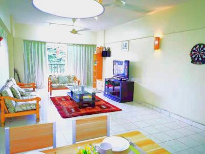 Cozy Homestay in Bukit Jalil 10Pax - image 4