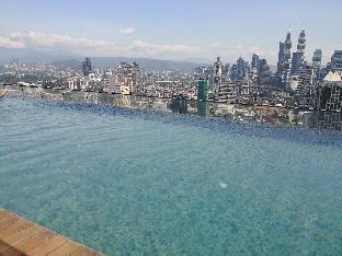 Relax and Unwind at Best KL Infinity Pool - image 2