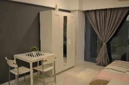 Studio Summer Suites Fervent @ KLCC - image 2