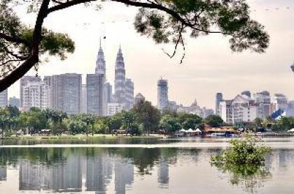 Breathtaking Rooftop Pool 500mMRT @ Bukit Bintang  