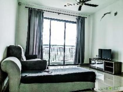 6 person @ Cozy Home Near Bukit Jalil / Axia Arena - image 16