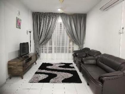 Homestay Selayang Point - image 19