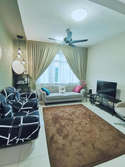 Khailily Hillview Guesthouse KLIA & Sepang Circuit - image 19