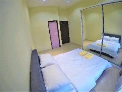 Homestay KLIA Indah (WiFi & Aircond) - image 3