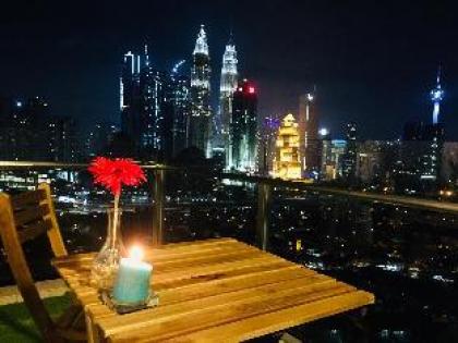 KLCC City Center View Luxury Condo Near IJN 5min - image 2