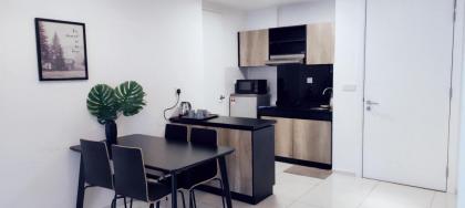 Cozy apartment  2br near KLCC China town pool gym. - image 15