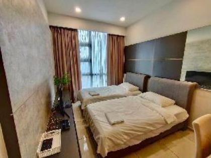 Family Room 2r2b KL View 500mMRT Bukit Bintang - image 20