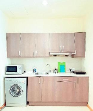 KLCC 5mins to walk /double bed studio/500mb wifi - image 3