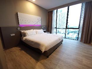 4 Star Damansara Hotel King Bed Suite - image 7