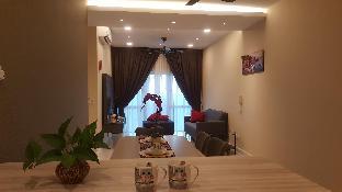 Southville Stay 2 @ Savanna Executive Suite - image 2