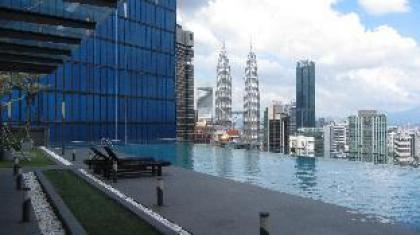 KLCC View Stylish Apartment with Infinity Pool - image 15