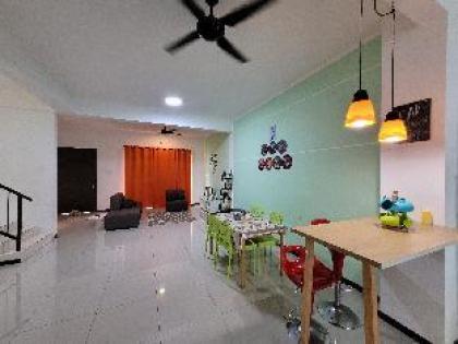 Serene Saujana KLIA Homestay - image 17