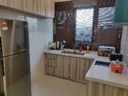  Urban Relax Home 3R3B for 8 pax in Kuala Lumpur - image 8