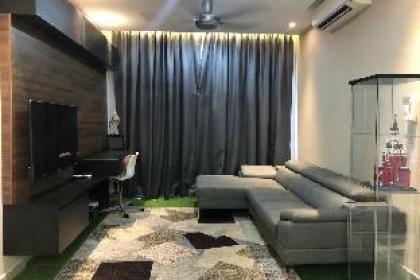 Stylish Cozy Condo With High Speed Internet - image 10