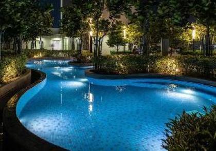 11BR Bukit Bintang KL/ Infinity Pool/ Sky Jacuzzi - image 9