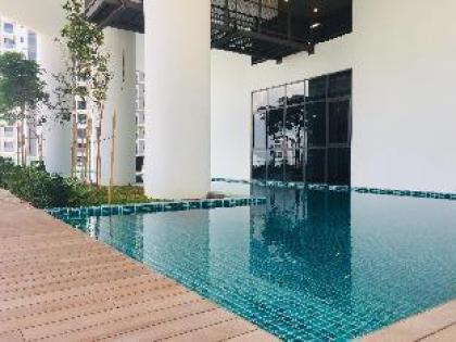 Luxury Apartment|100mLRT Private llift Midvalley - image 13