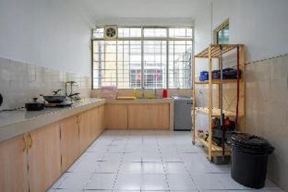 Comfortable 3BR for 6pax @Kepong * 2 free car park - image 9