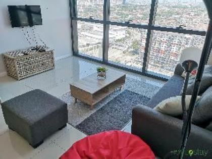 Modern and Cozy loft @ PJ ICON CITY - image 20