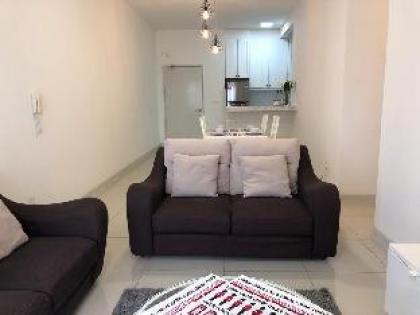 Cozy 3 bedroom apartment @ Savanna Suites Bangi - image 8